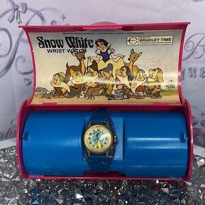 Snow white watch 1973 vintage Disney Bradley time clock bracelet vintage collect